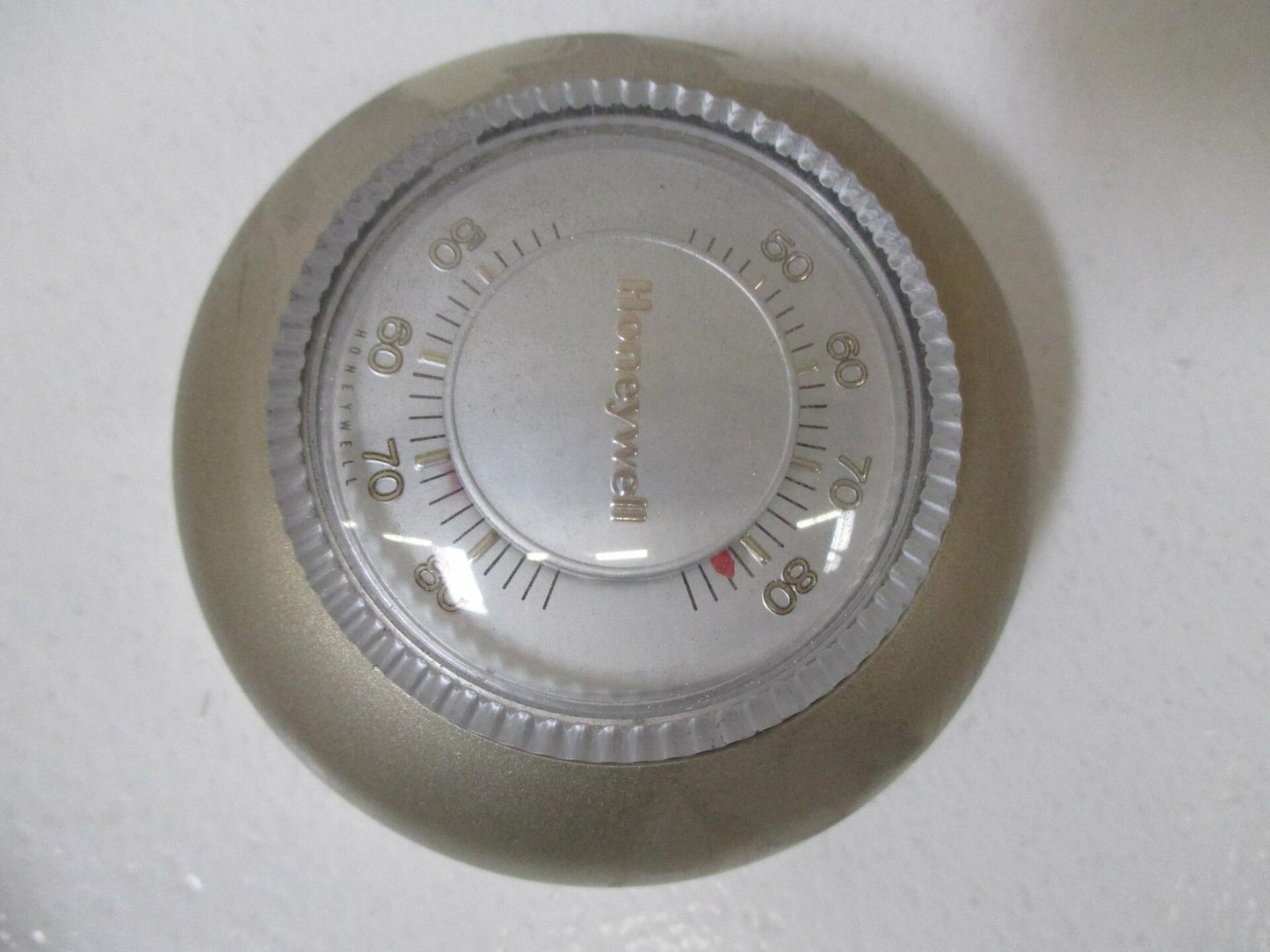 HONEYWELL T87F 1859 HEATING-COOLING THERMOSTATNEW IN A BOX