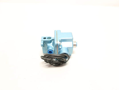 SKINNER A3LB2127 120V-AC 1/4IN NPT Solenoid Valve R687183