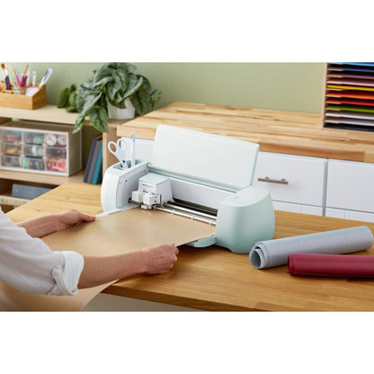Cricut Smart Iron-On Vinyl (3 ft) - Silver, 13" x 36"