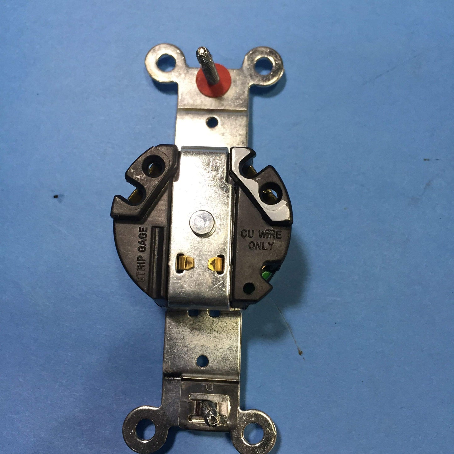 HUBBELL HBL4710 RECEPTACLE
