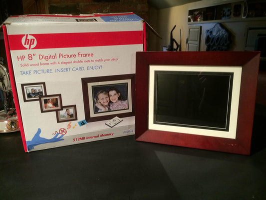 HP 8" Digital Picture Frame df820a2