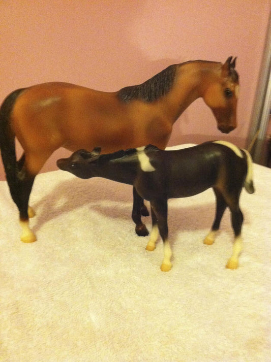 Breyer Cupid and Arrow Gift Set�