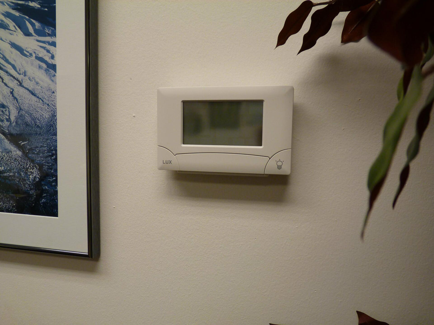 Lux TX9000TS Touch Screen Seven-Day Programmable Thermostat