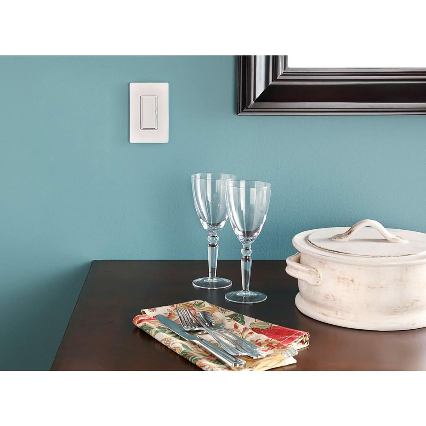 Lutron Claro 1 Gang Decorator/Rocker Wallplate, Gloss, Brown (1-Pack) | CW-1-BR