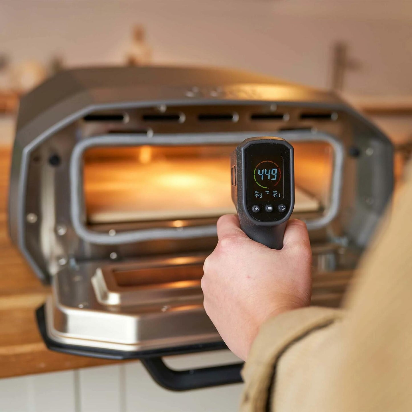 Ooni Digital Infrared Thermometer - Instand Read Digital Thermometer with LCD Display, IR Thermometer for Indoor and Outdoor Cooking, Barbecue Thermometer, Laser Thermometer