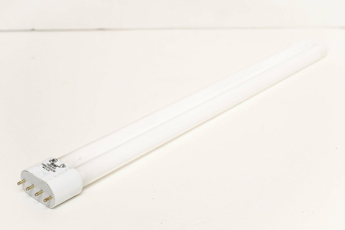 GE 15867 - F39BX/SPX35/RS Single Tube 4 Pin Base Compact Fluorescent Light Bulb