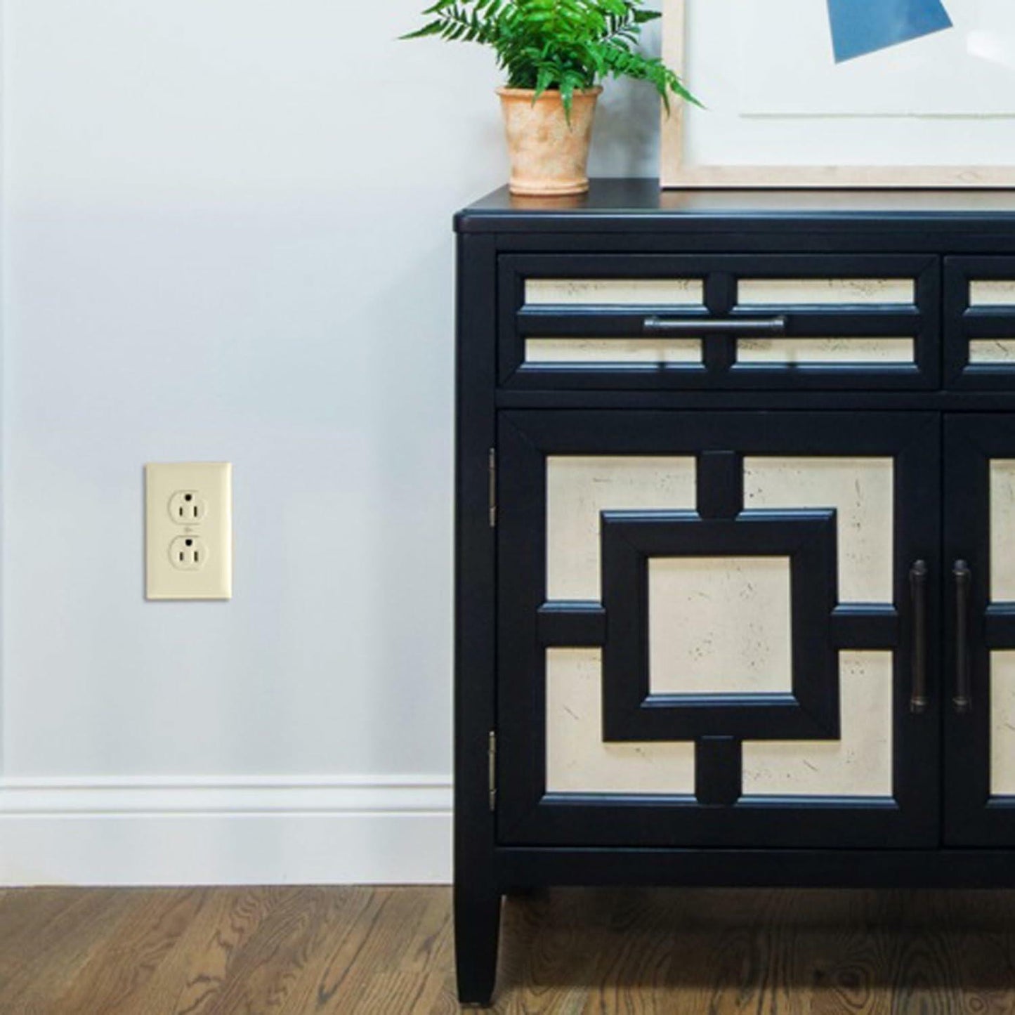 Pass and Seymour 3232R-I Ivory Tamper Resistant Duplex Receptacle 15A 125V