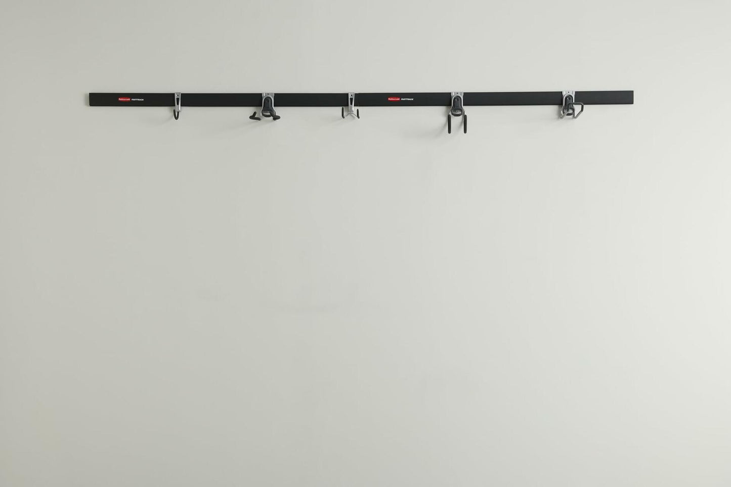 Rubbermaid Fasttrack Garage Storage Utility Hooks 7 Piece Black All in One Rail Hook Kit and Tool Organizer Heavy Duty for Home/Garage/Shed/Garden