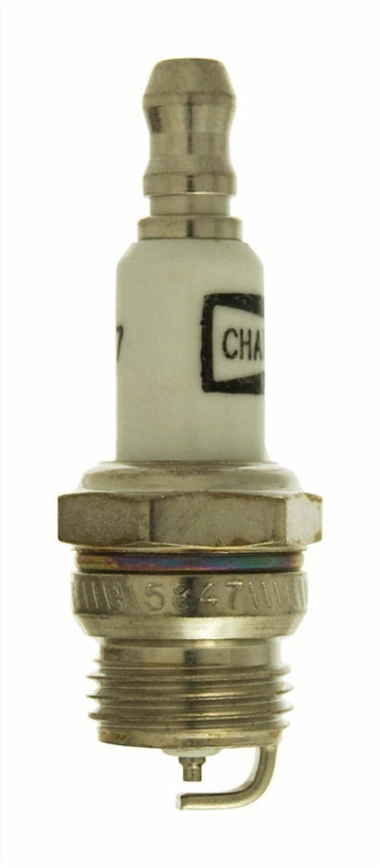 Champion DJ8J Copper Plus Small Engine Spark Plug 847-1