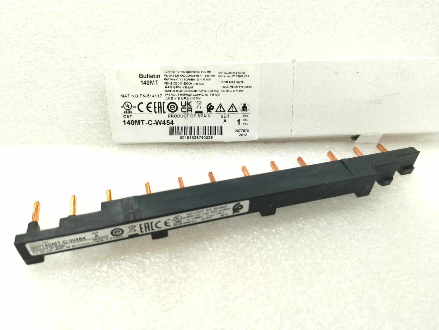 140MT-C-W454,Compact Busbar, 64A, 4 x 45mm Spacing, for 140MT, Mtr Protection Ckt-Br C, D Frame,Original Packaging,Never Used,in Stock,Ship Now.